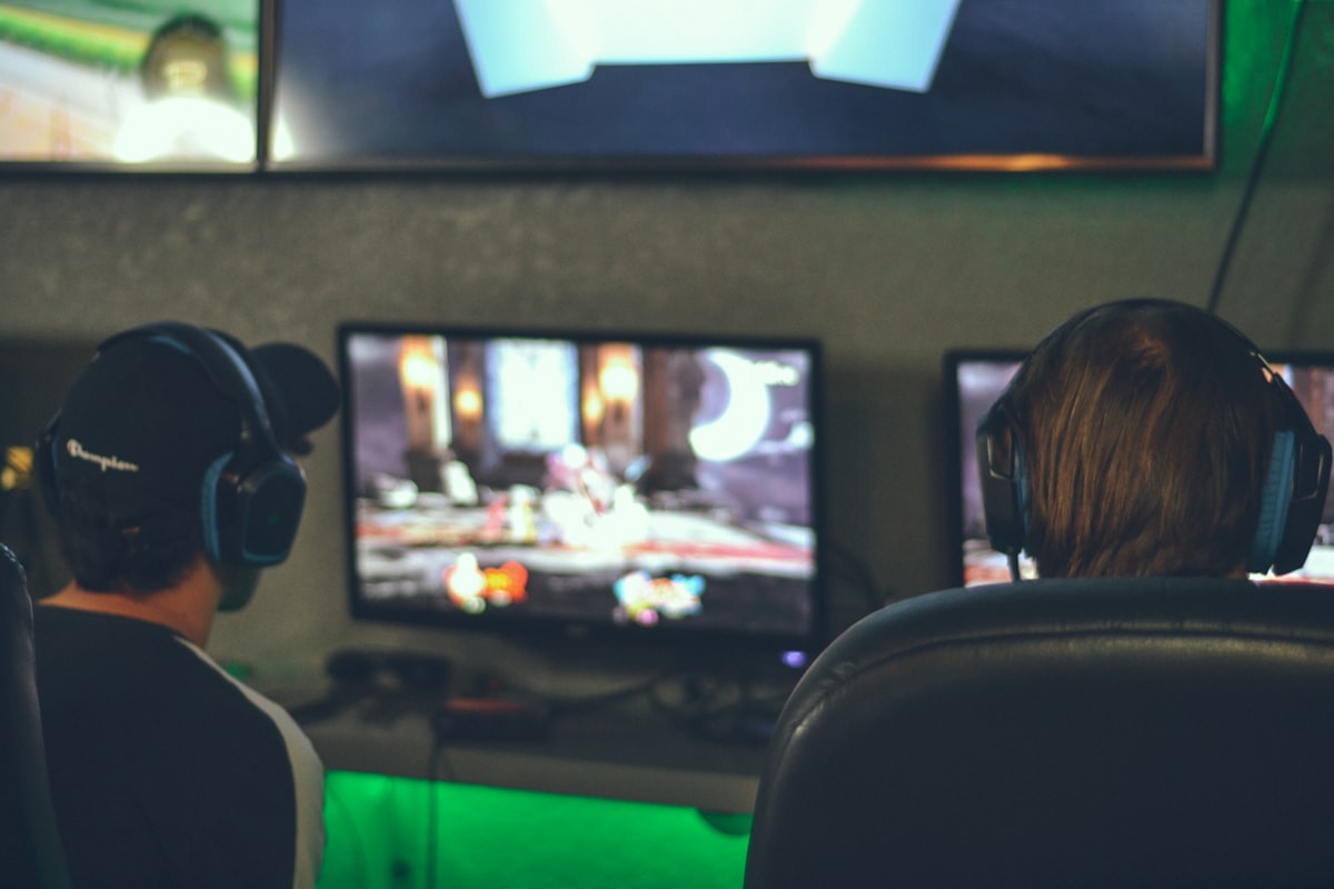 Gaming station hardware for esports center operations